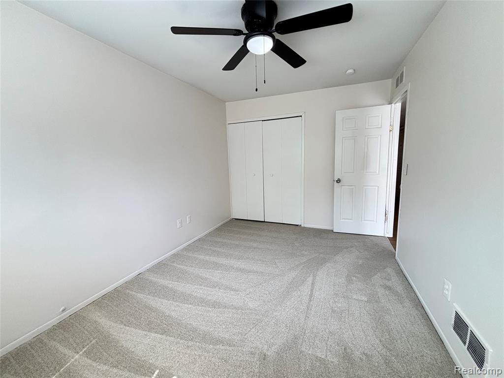1026 E Evelyn Avenue Property Photo 14