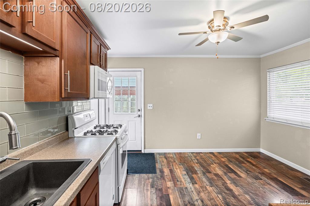 10880 Jackson Street Property Photo 12