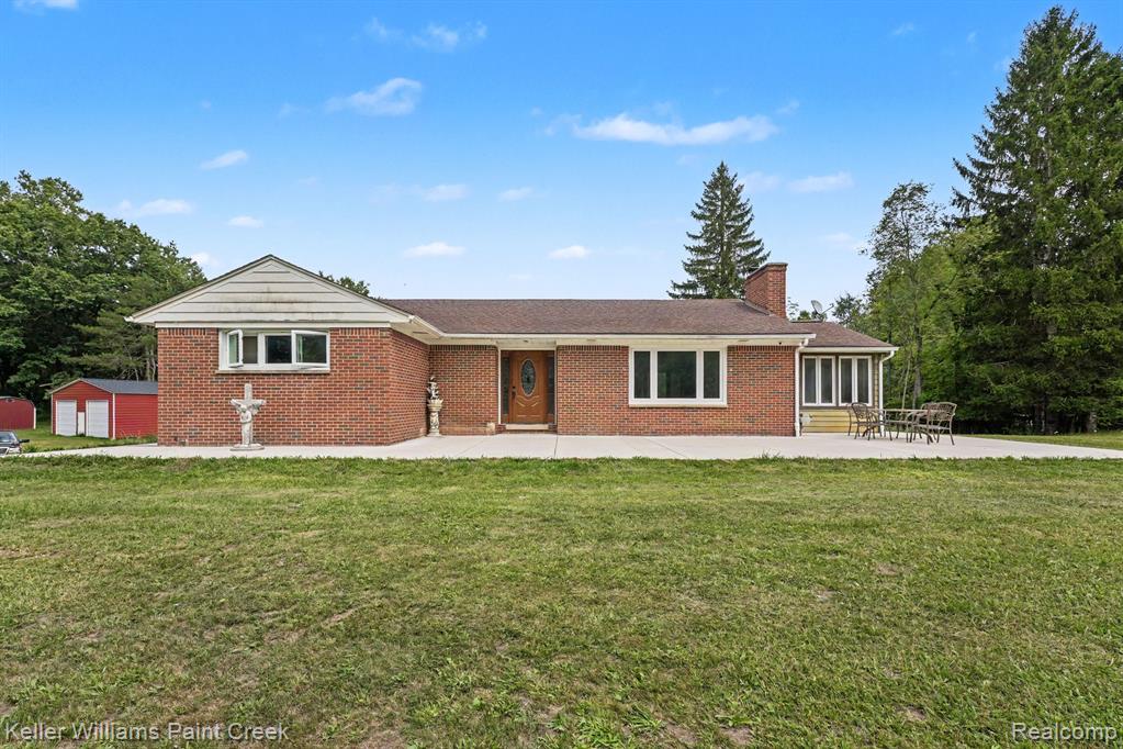 71320 Dequindre Road Property Photo 1