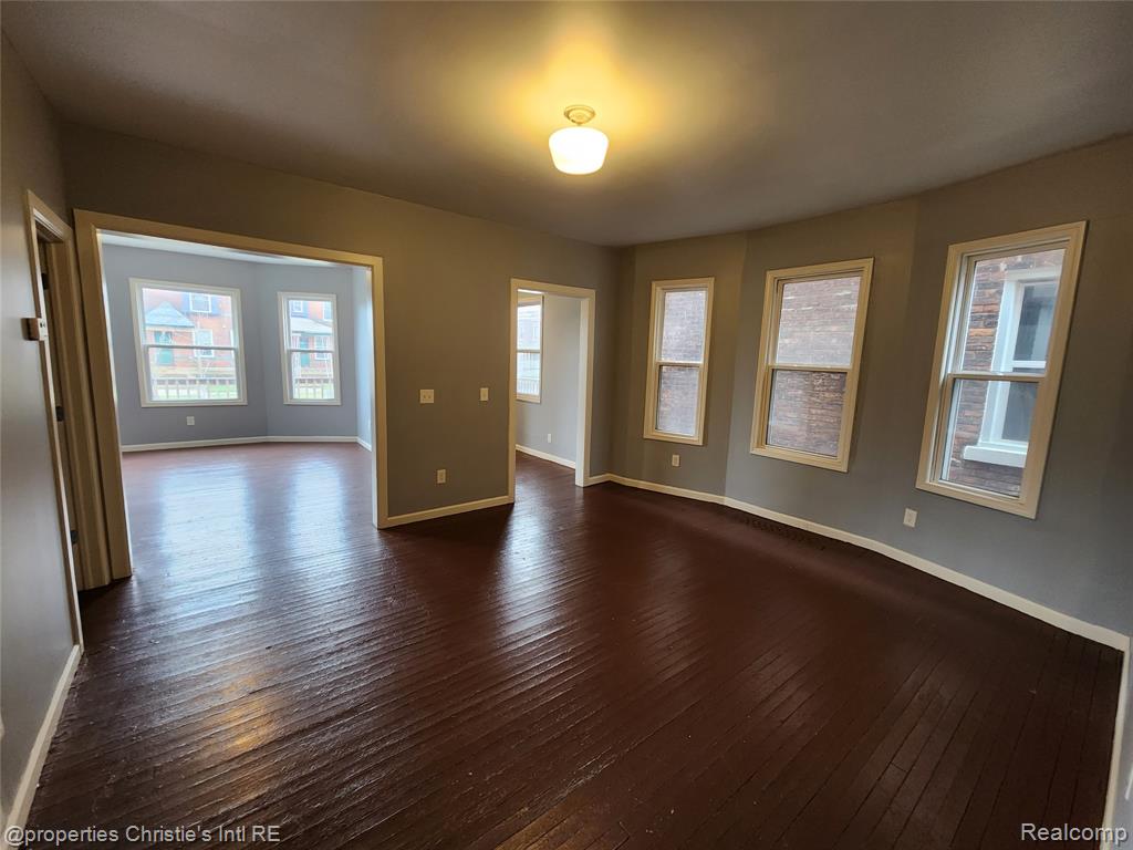 611 E Bethune Street Property Photo 6
