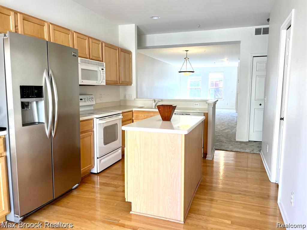 3111 Camden Drive Property Photo 5