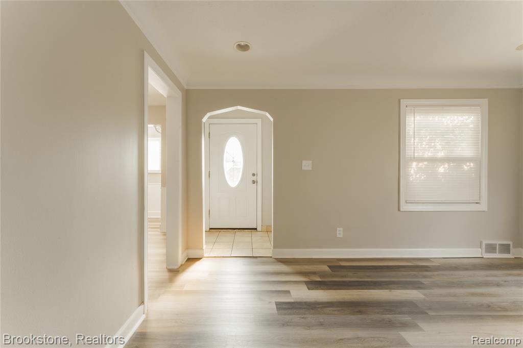 26461 Belanger Street Property Photo 10