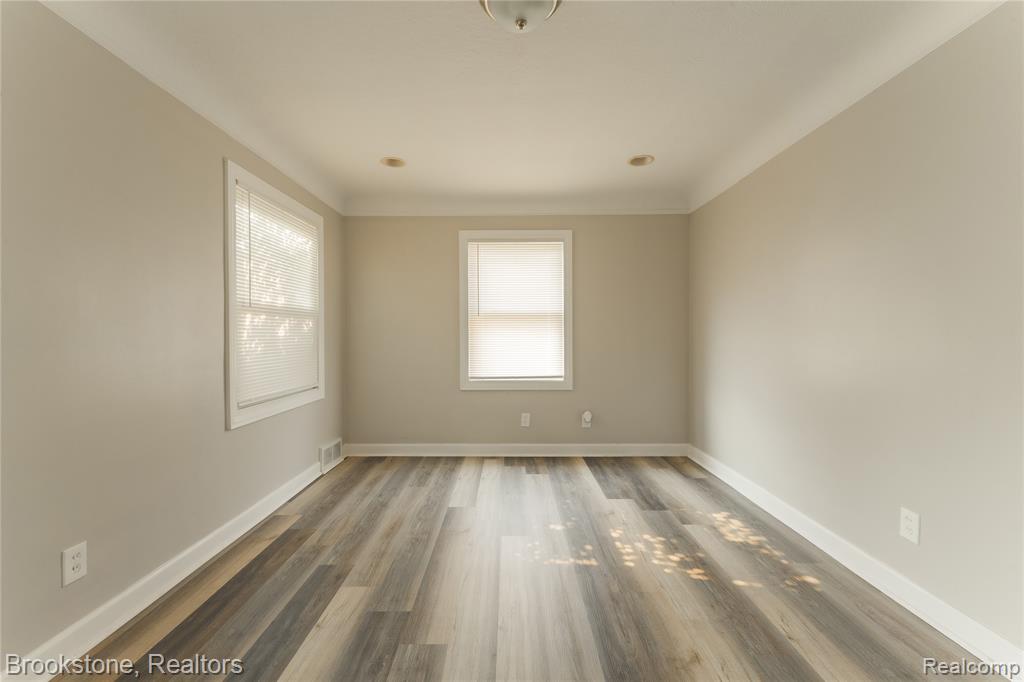 26461 Belanger Street Property Photo 11