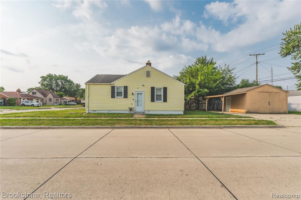 26461 Belanger Street Property Photo 22