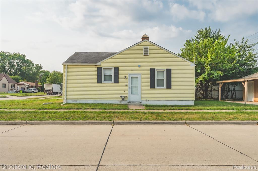 26461 Belanger Street Property Photo 23