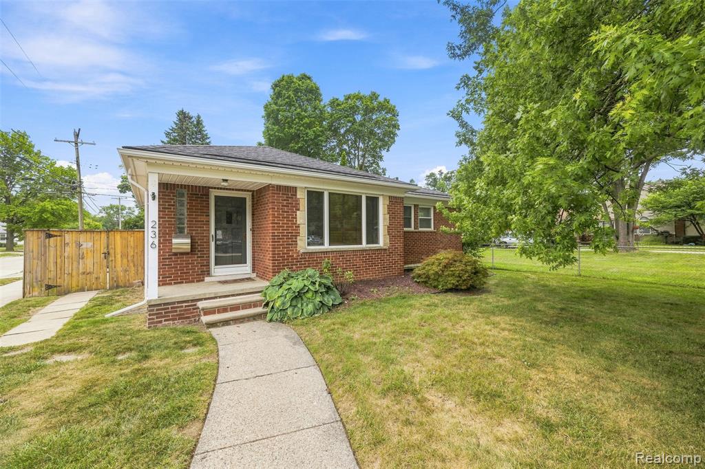 236 Englewood Avenue Property Photo 1