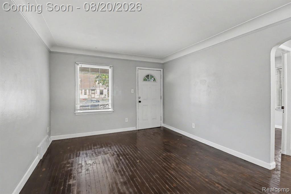9636 Plainview Avenue Property Photo 4