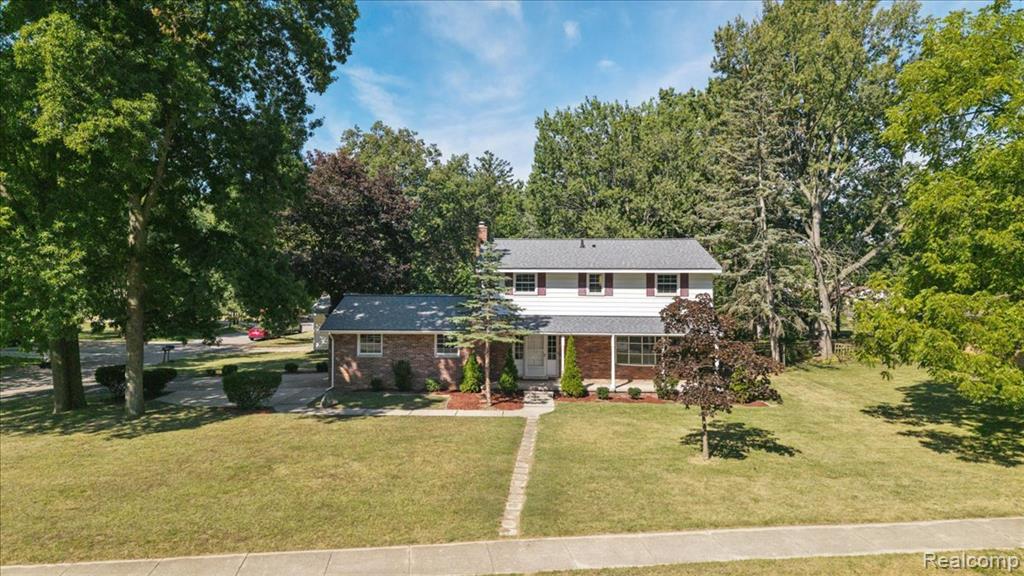 2260 S Harvey Avenue Property Photo 1