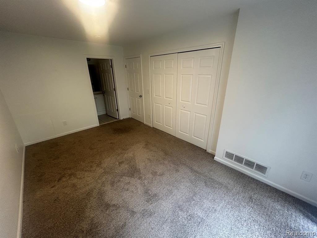 19 Eden Park Property Photo 11