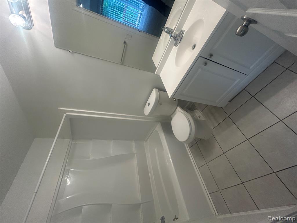 19 Eden Park Property Photo 12