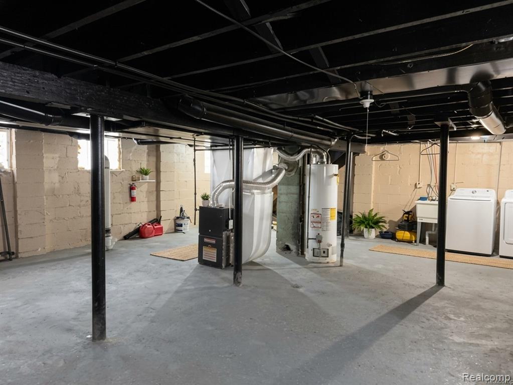 15389 Dexter Street Property Photo 13