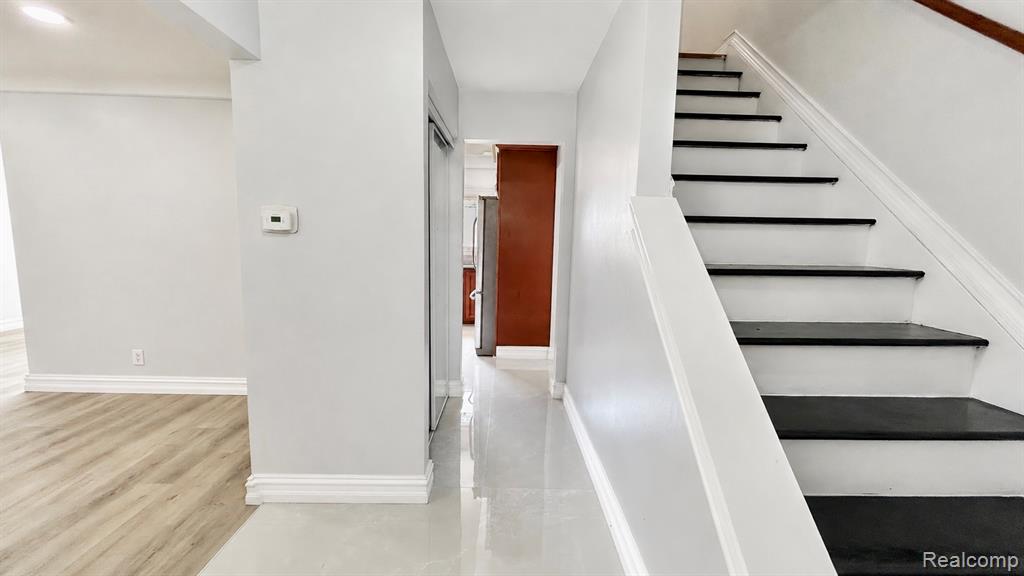 4728 Stilwell Drive Property Photo 5