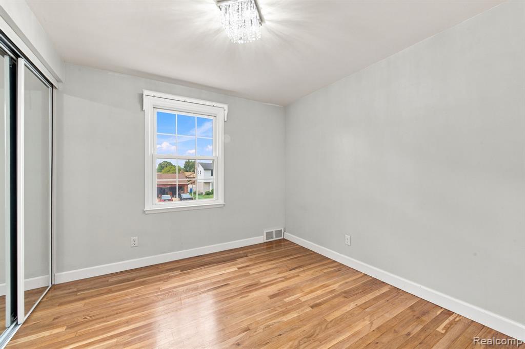 4728 Stilwell Drive Property Photo 32