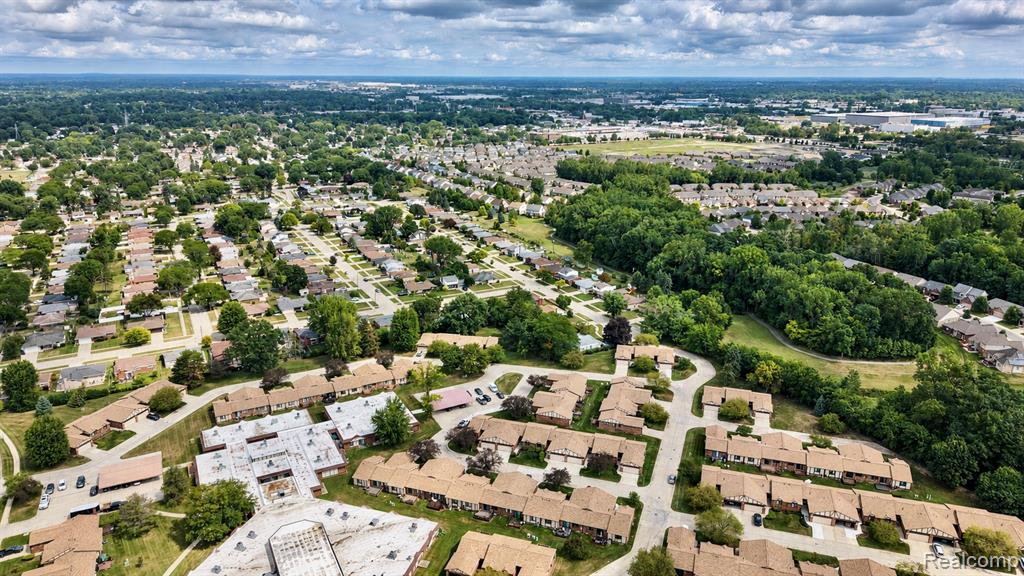 4728 Stilwell Drive Property Photo 43