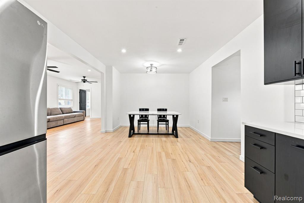 25511 Dartmouth Street Property Photo 2
