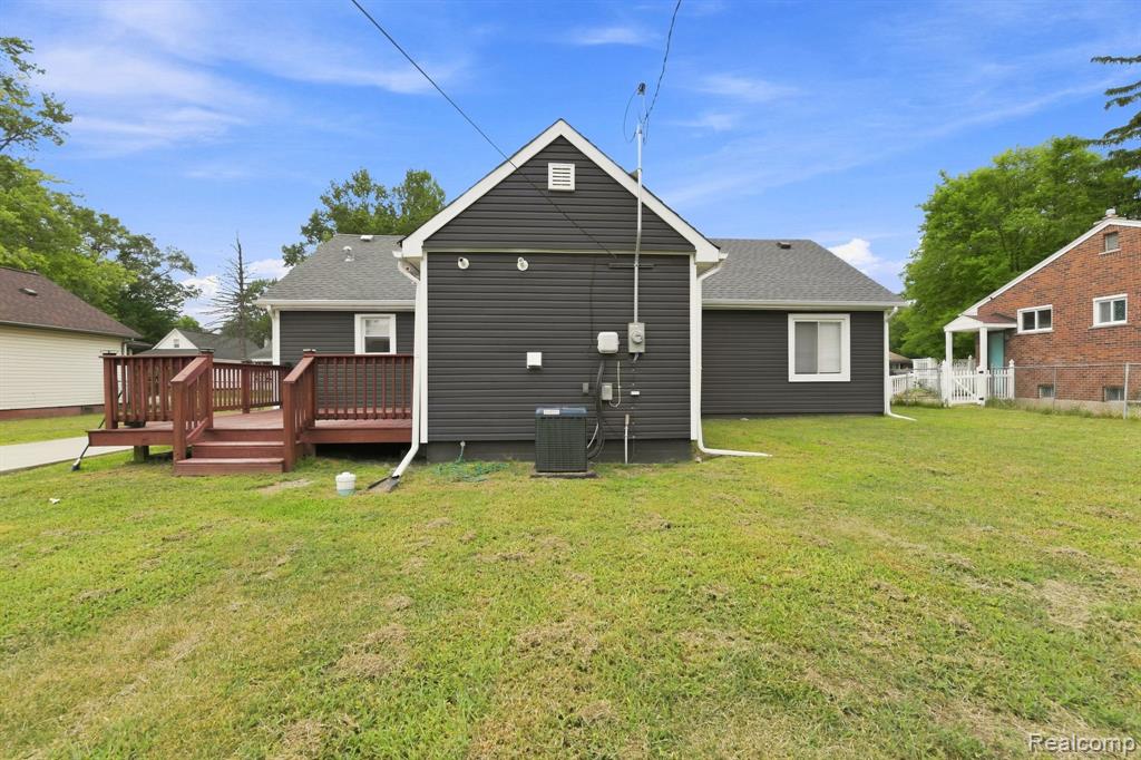 25511 Dartmouth Street Property Photo 24