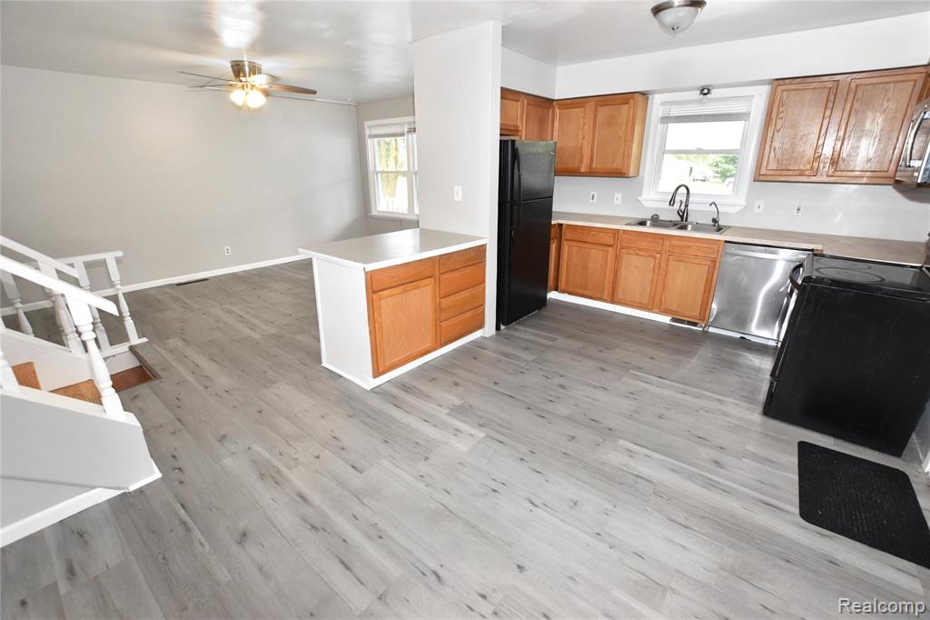 5825 Branch Road Property Photo 2