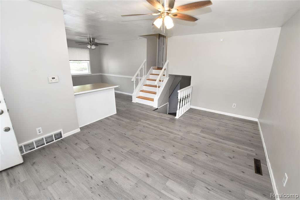 5825 Branch Road Property Photo 5