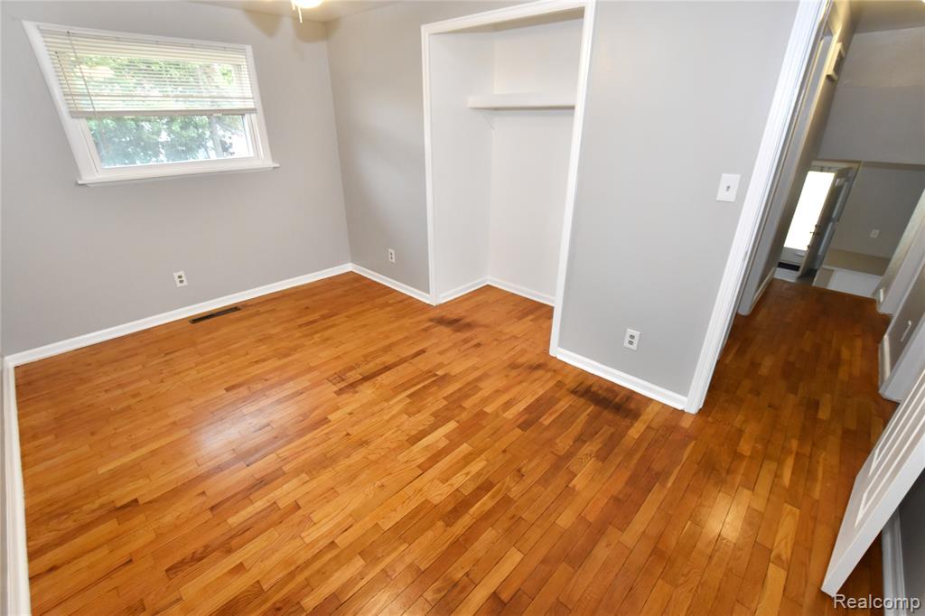 5825 Branch Road Property Photo 7