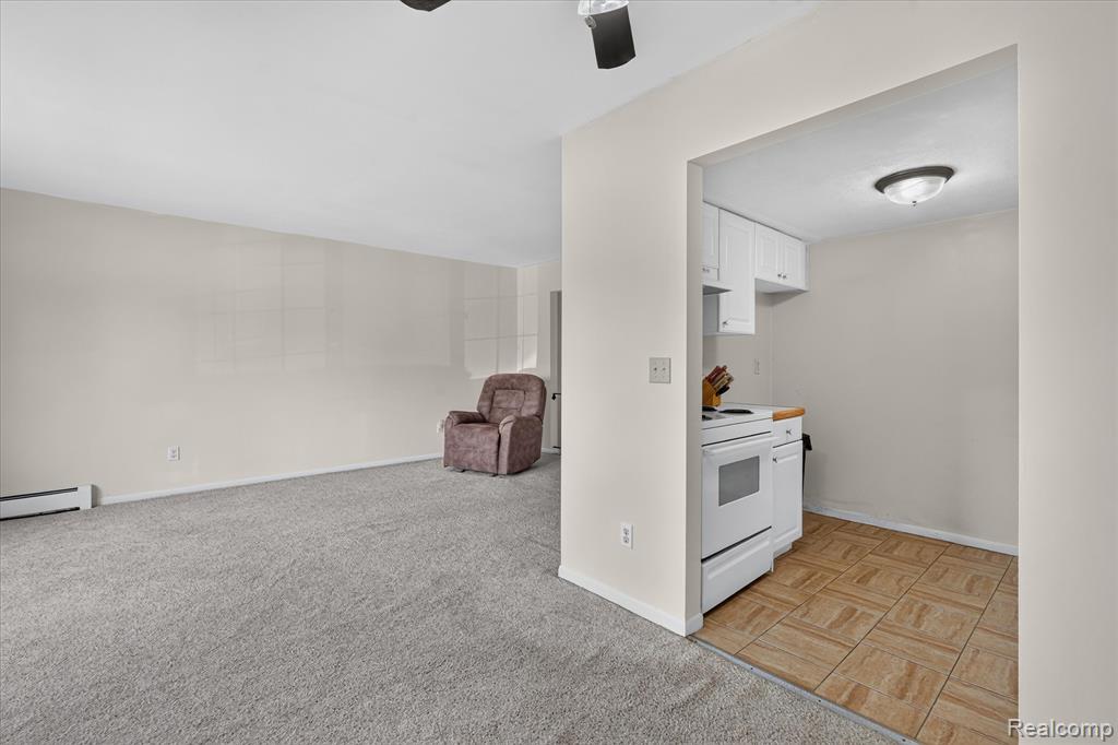 25325 Potomac Drive Property Photo 6