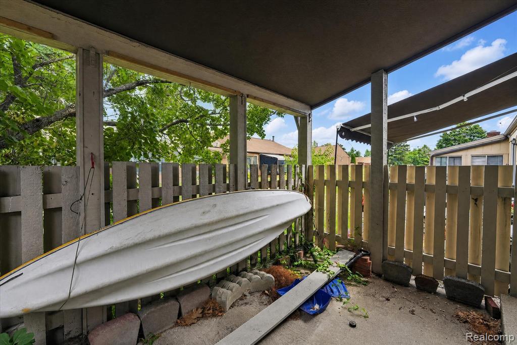 25325 Potomac Drive Property Photo 23
