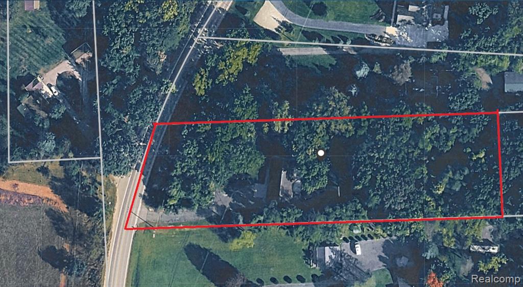1917 S Milford Road Property Photo 13