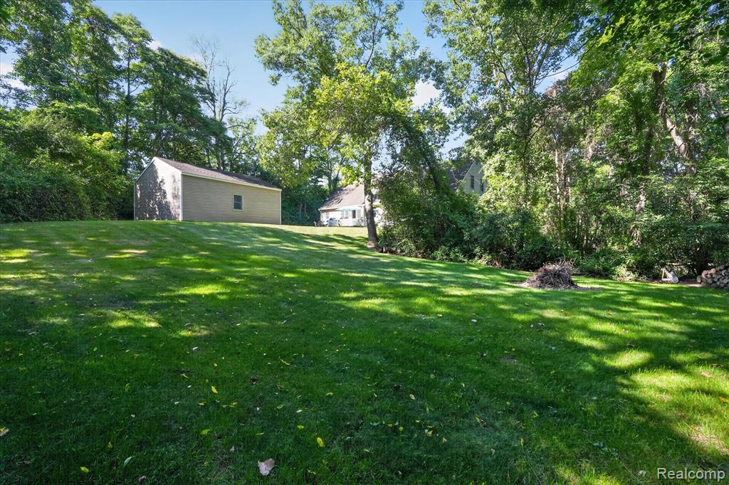 1917 S Milford Road Property Photo 47