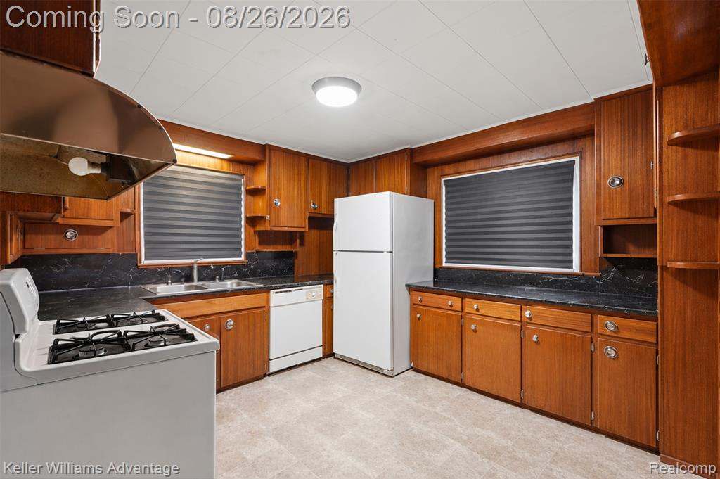 23589 Van Born Road Property Photo 67