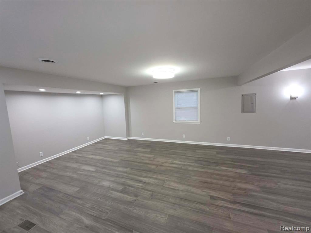 2564 Mueller Road Property Photo 8