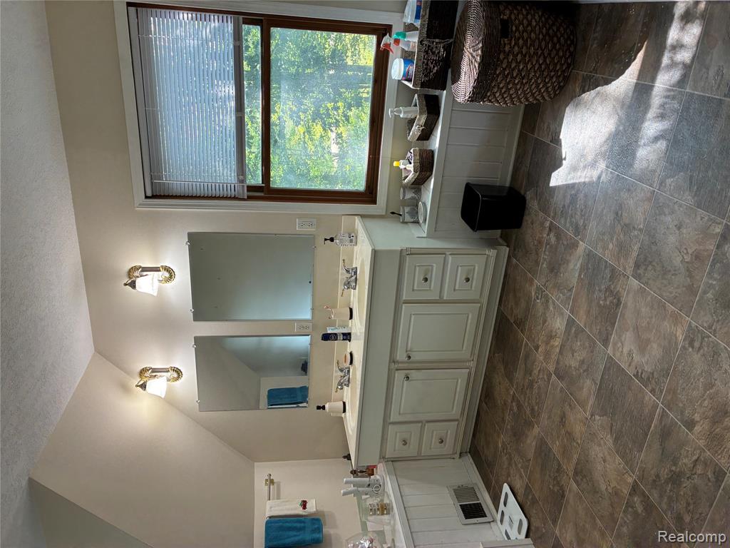 10995 E Isabella County Line Road Property Photo 40