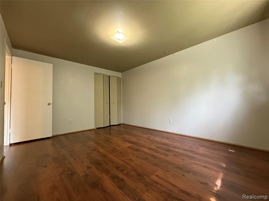 2356 Hinge Drive Property Photo 16