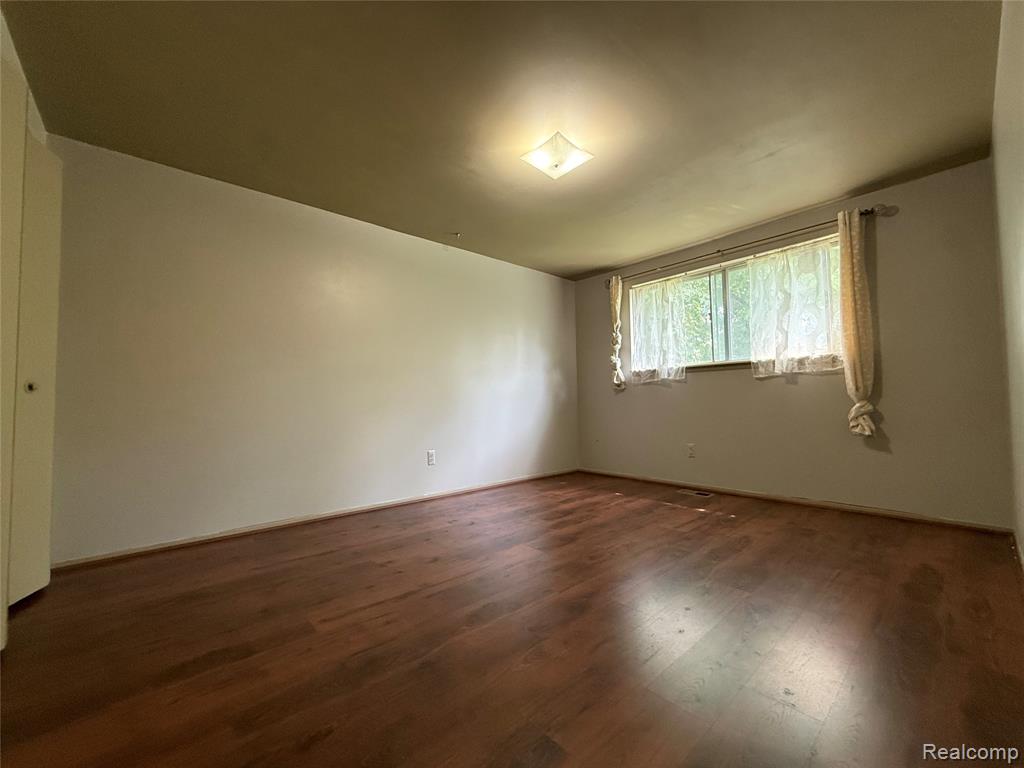 2356 Hinge Drive Property Photo 17