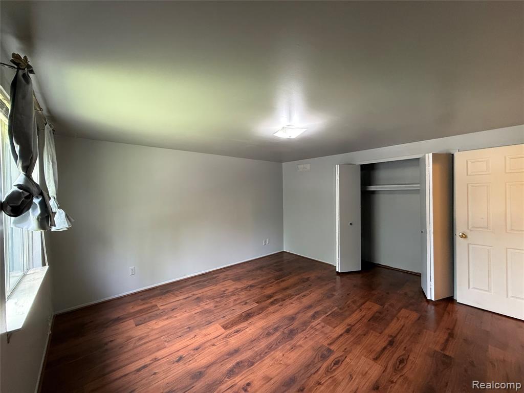 2356 Hinge Drive Property Photo 21