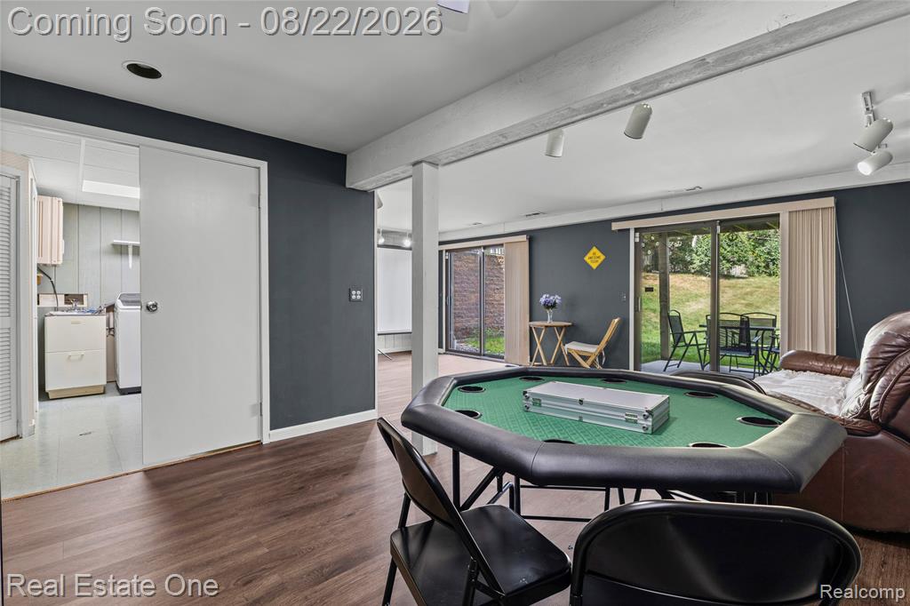 732 Hamilton Court Property Photo 24
