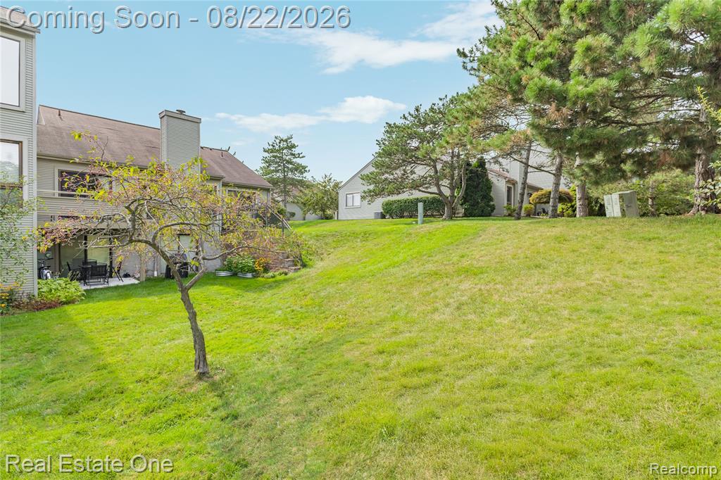 732 Hamilton Court Property Photo 37