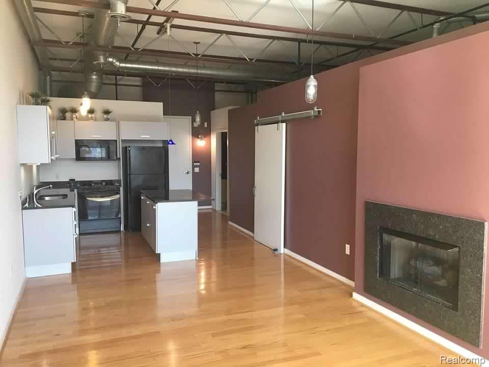 614 S Troy Street Property Photo 12