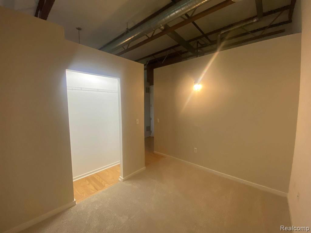 614 S Troy Street Property Photo 20