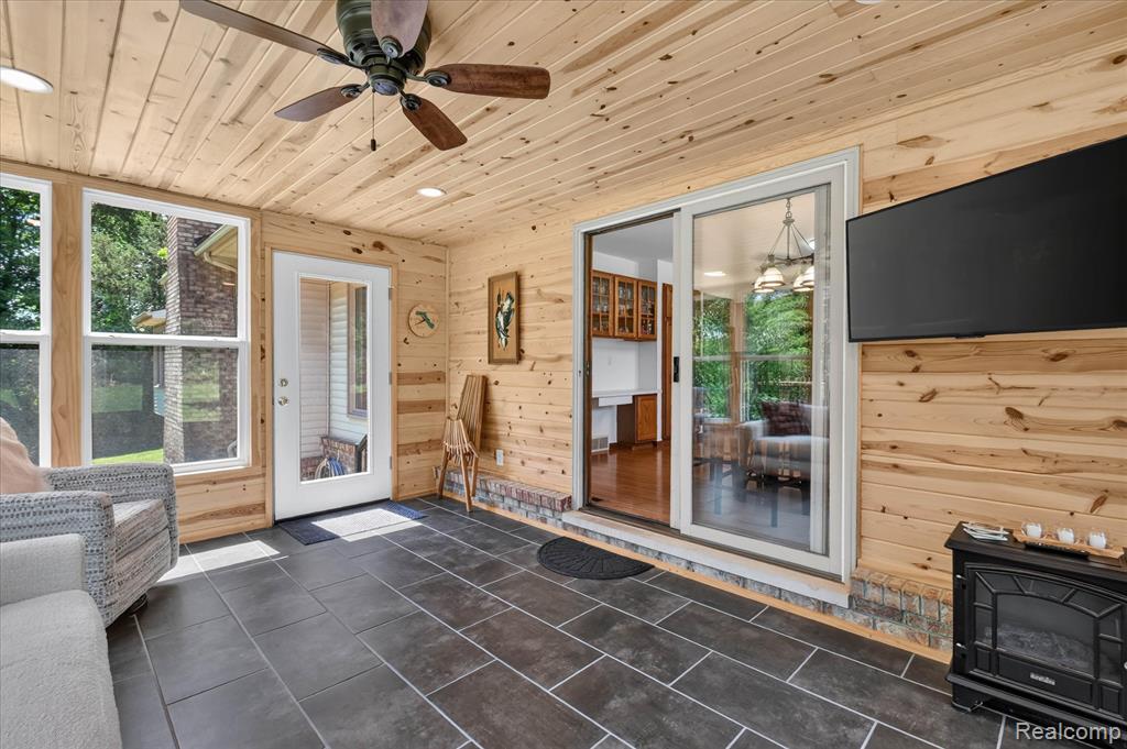 4037 Chilson Road Property Photo 17