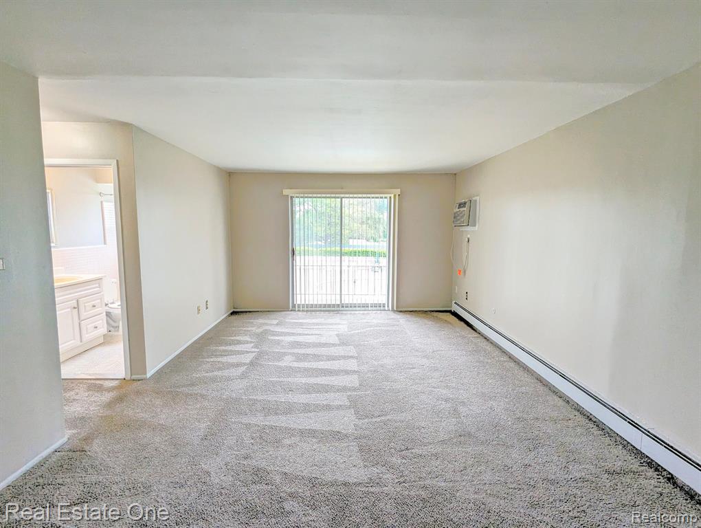 1942 Axtell Drive Property Photo 4