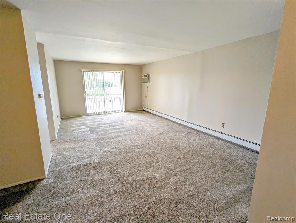1942 Axtell Drive Property Photo 7