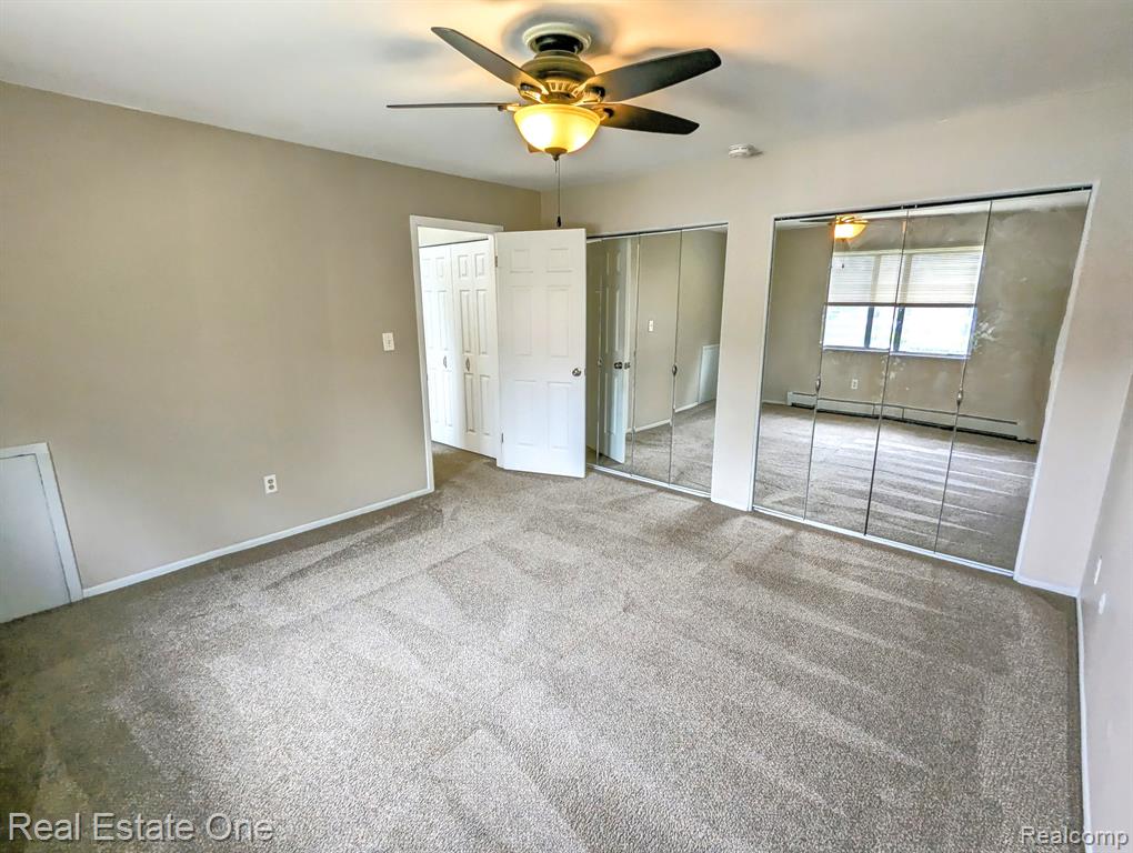 1942 Axtell Drive Property Photo 14