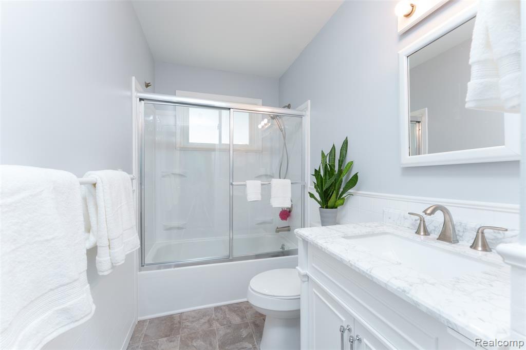 1200 S Holmes Street Property Photo 15