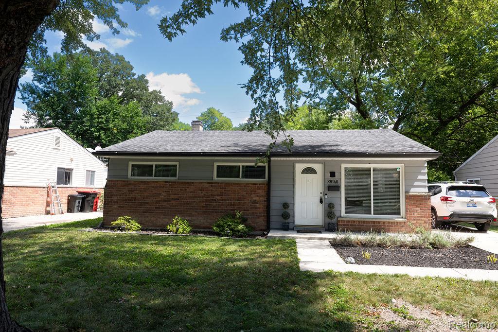 28140 Everett Street Property Photo 1