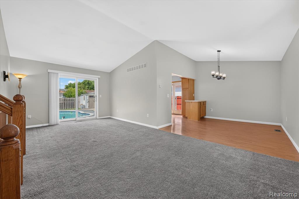 1686 Heritage Drive Property Photo 6