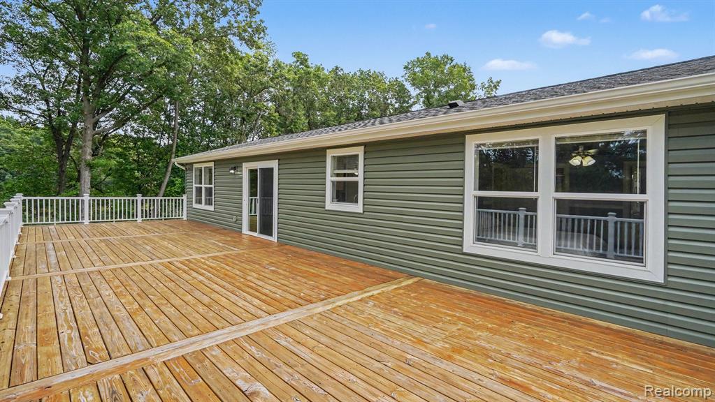 317 Elio Property Photo 28