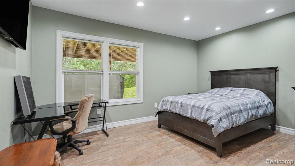 317 Elio Property Photo 32