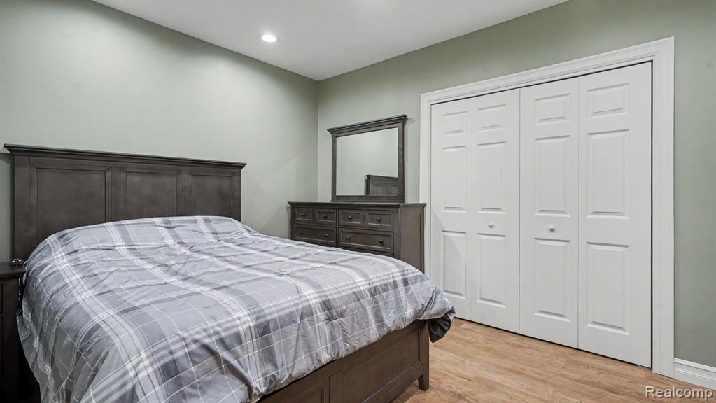 317 Elio Property Photo 33