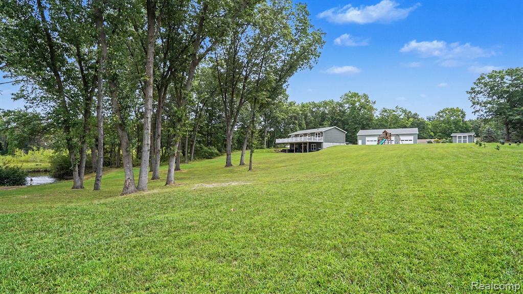 317 Elio Property Photo 40
