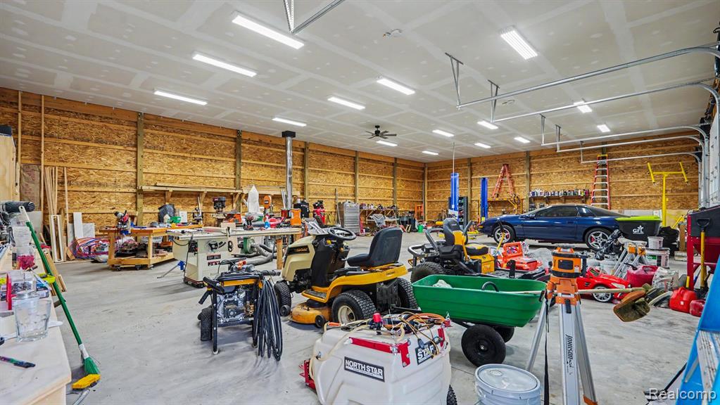 317 Elio Property Photo 43
