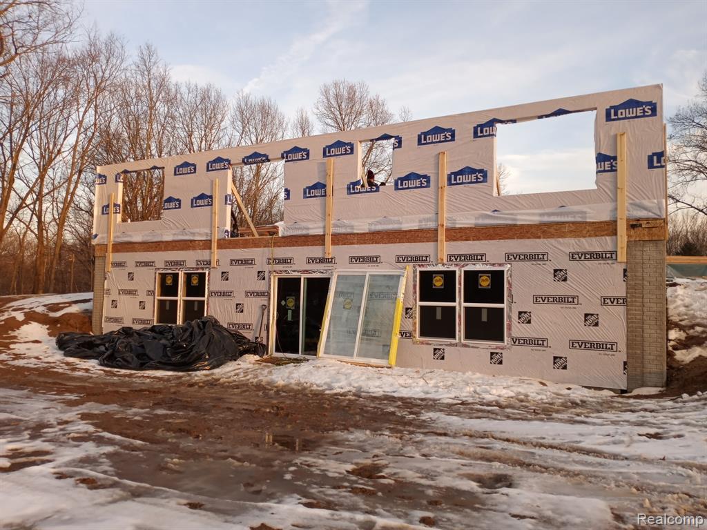 317 Elio Property Photo 56